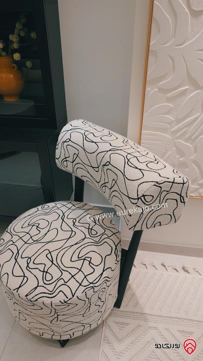 شقة طابق ثالث دوبلكس مساحة 207م للبيع في اربد - الراهبات الوردية