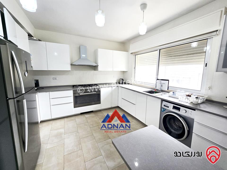 شقة مفروشة بالكامل مساحة 150م للإيجار في جبل عمان من ضمن كمباوند ( مسبح ونادي رياضي )