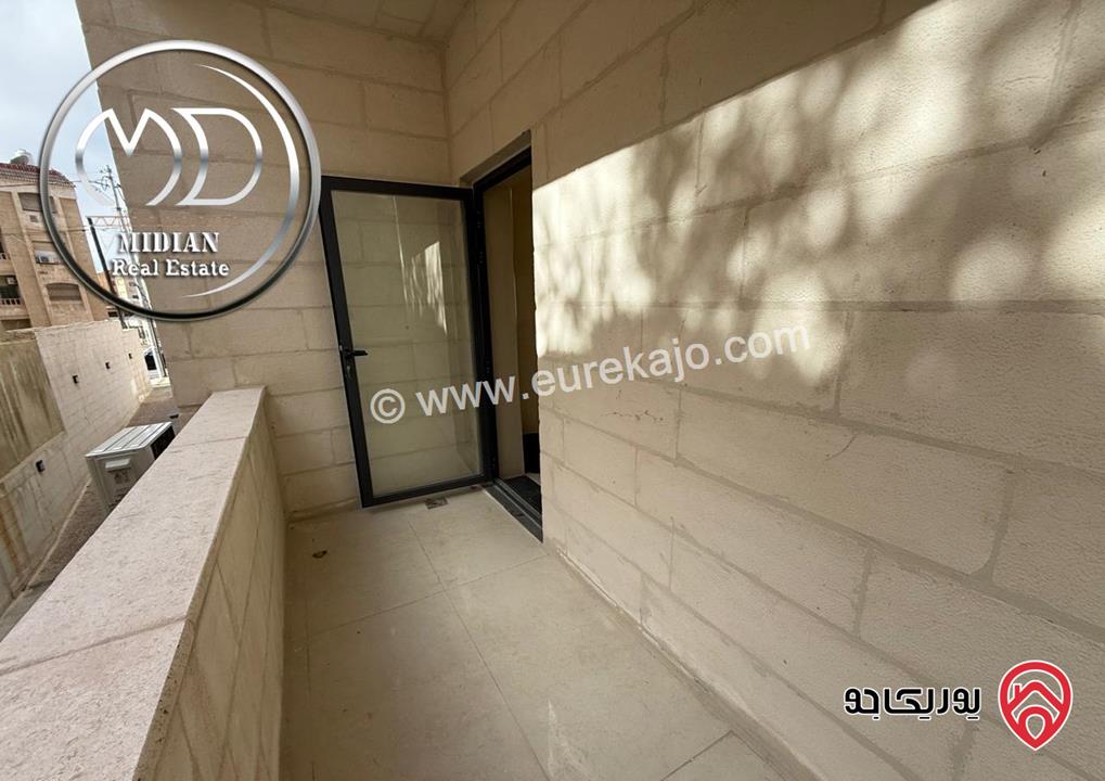 شقة دوبلكس جديدة للبيع طابق أخير مع رووف في عمان - ضاحية الرشيد مساحة 190م مع تراسات اطلالة جميلة بسعر مميز