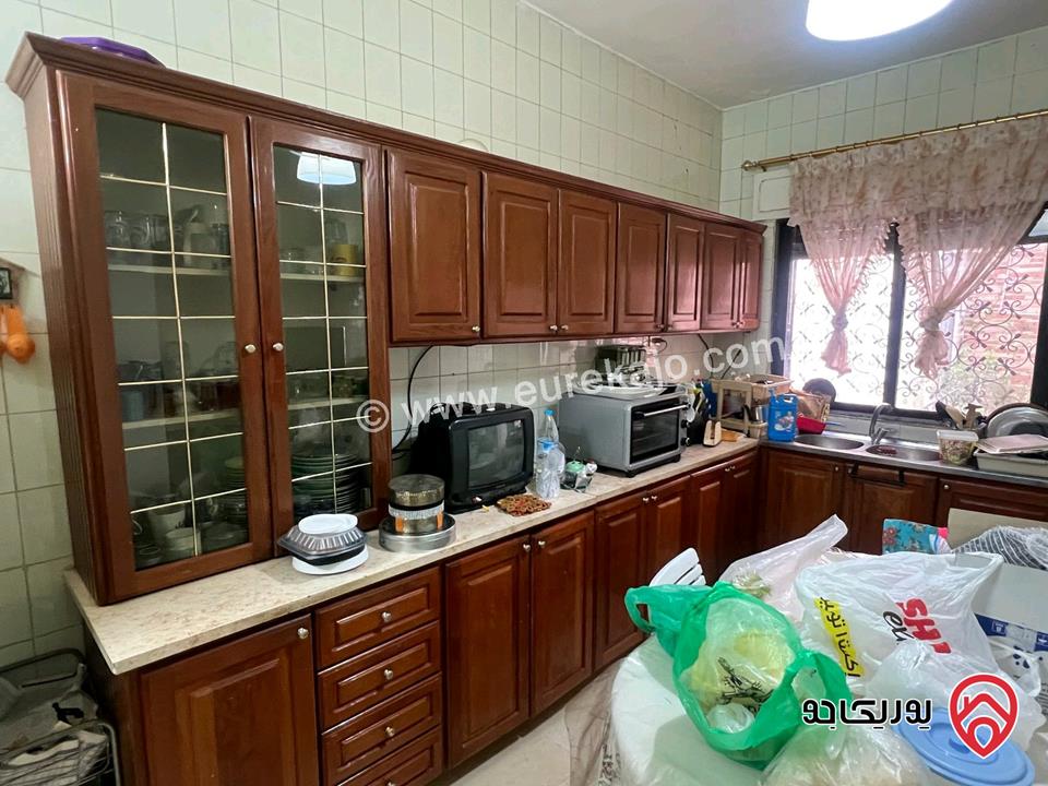 A standalone two-story house with a built-up area of 150 sqm and Size of land 400 sqm for sale in Amman - Dahiyet Alrasheed