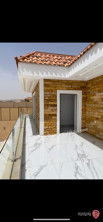 شاليه مساحة 200م على أرض 600م للبيع في الاغوار الجنوبية الجوفة