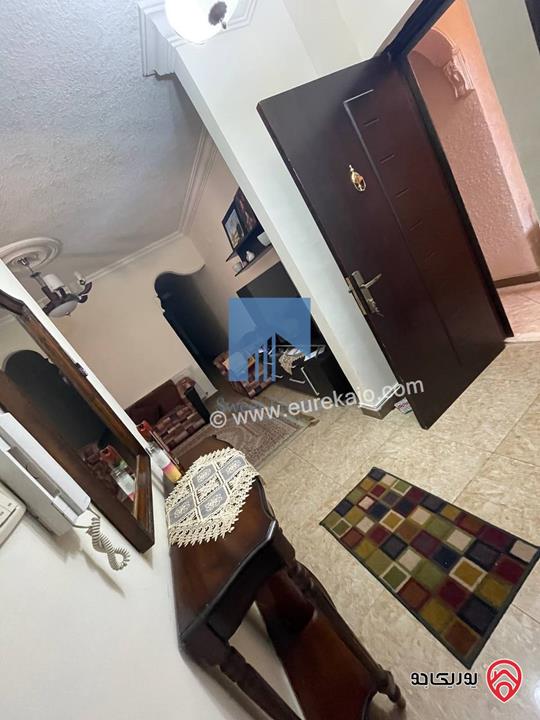 شقة مفروشة طابق اول 150م تشطيب سوبر ديلوكس للبيع في عمان - خلدا 