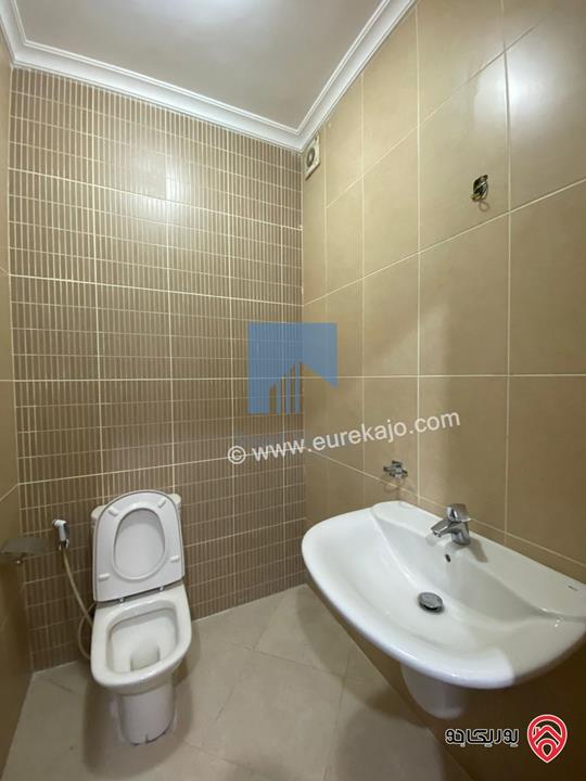 شقة فاخرة طابق اول 172م تشطيب سوبر ديلوكس للبيع في عمان - خلدا - العوجانية