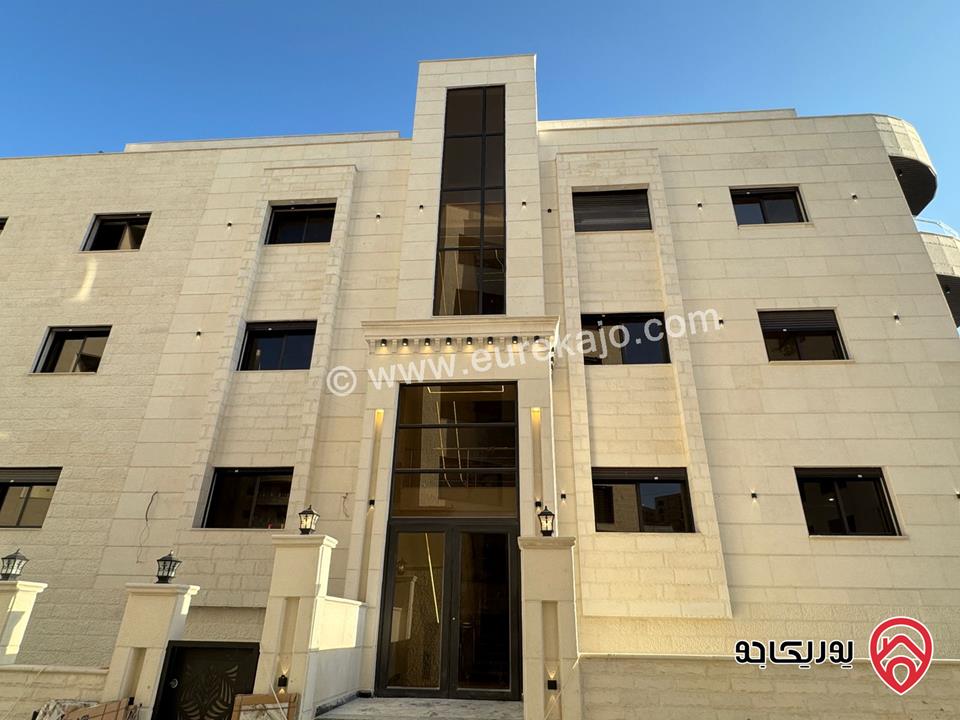 شقة طابق ارضي مساحة 150م للبيع في عمان - الجبيهة حي المخابرات من المالك