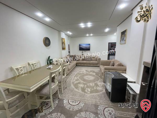 شقـة طابق ارضي مساحة 168م داخلي و 50م خارجي للبيـــــع في الزرقاء الجديدة