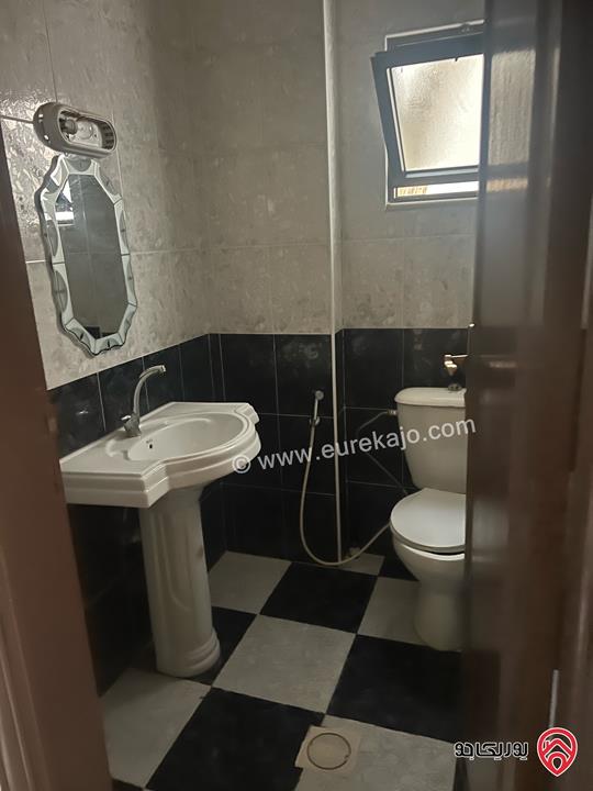 شقة فارغة طابق أول مساحة 220م للايجار في عمان - شفا بدران الايجار في مجال