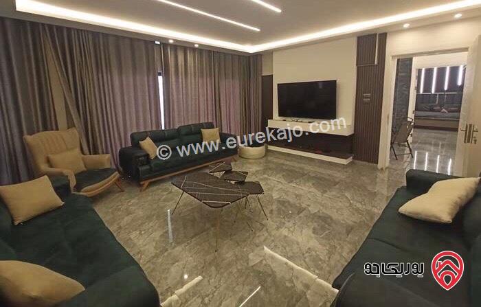 فيلا فاخرة مساحة 330م على أرض 1 دونم مفروشة للايجار في عمان - طريق المطار