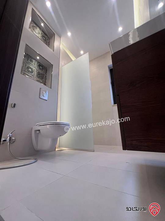 شقة طابق اول و ثاني مساحة 180م للايجار في عمان - الكرسي 