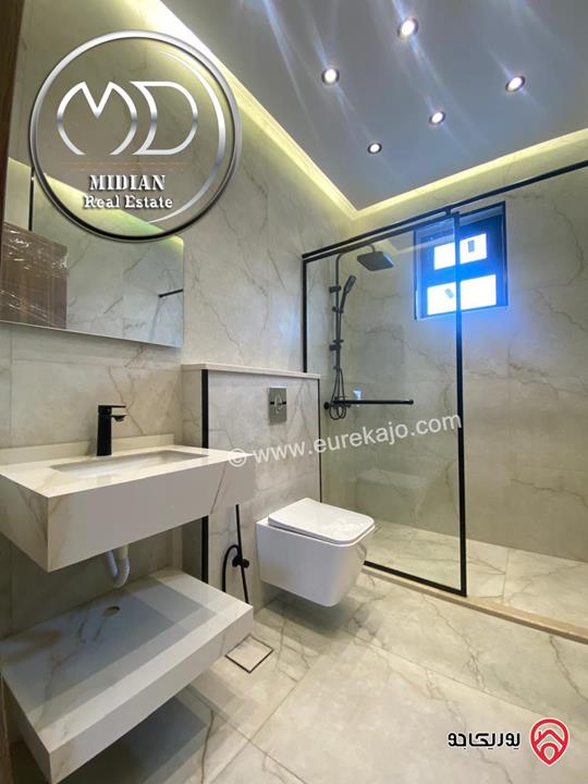 شقق جديدة للبيع في عمان - الظهير مساحات 200م & 250م تشطيبات ديكورات فاخرة اطلالة جميلة موقع مميز على ثلاث شوارع بأسعار مميزة جداً