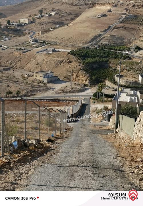 من المالك مباشرة أرض مميزة مساحتها 3 دونم و419م للبيع في المفرق - خريسان قرب القنية – طريق جرش الزرقاء