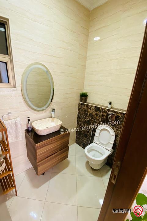 شقة طابق ثالث مساحة 150م للبيع في عمان - خلدا من المالك مباشرة