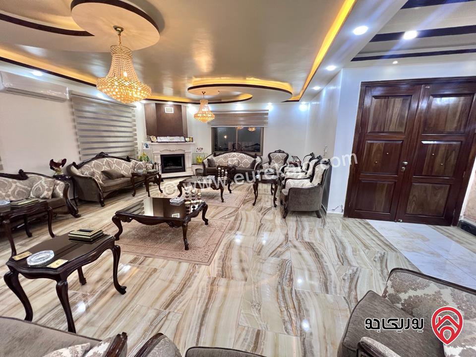 ڤيلا مساحة 375م على أرض 1200م للبيع في عمّان - منجا 