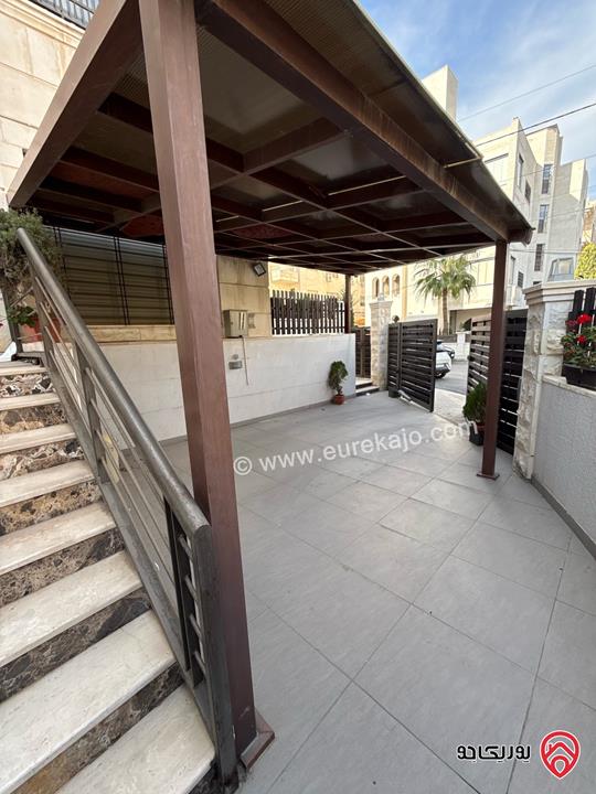 شقة ارضية مساحة 204م داخلي و 120م خارجي للبيع في عمان - الصويفية