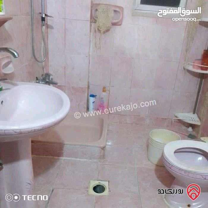 بموقع مميز جدا وسعر مناسب شقة طابق رابع مساحة 160م للبيع في اربد - ايدون 