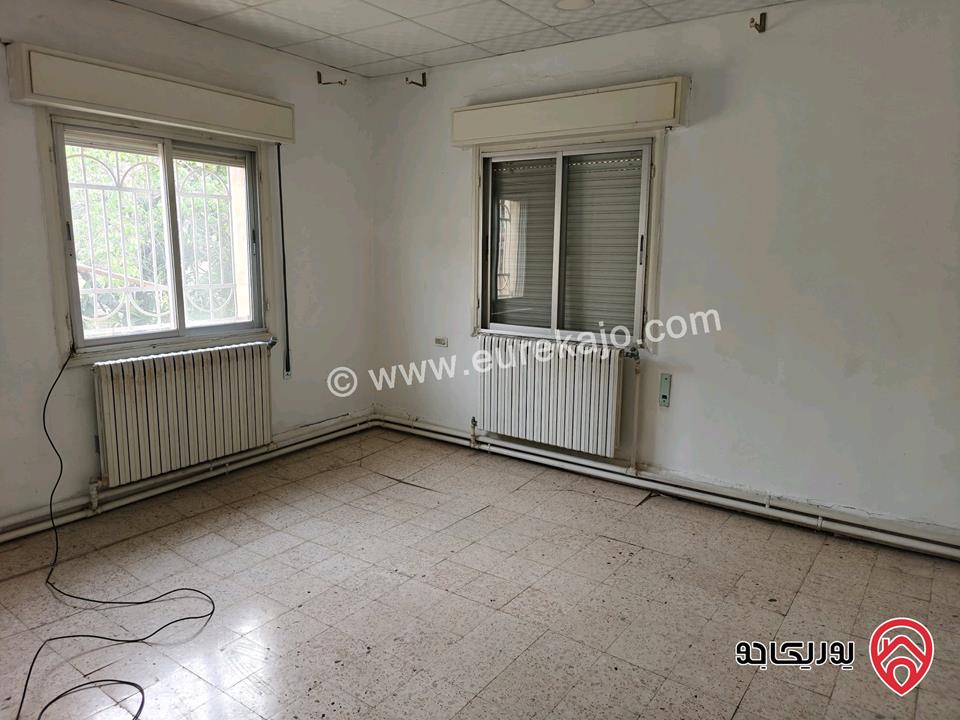 منزل مستقل مساحة 135م على أرض 680م للبيع في اربد