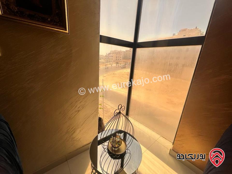 شقة مساحة 180م طابق ثاني للبيع في عمان - الجبيهة قرب التعليم العالي