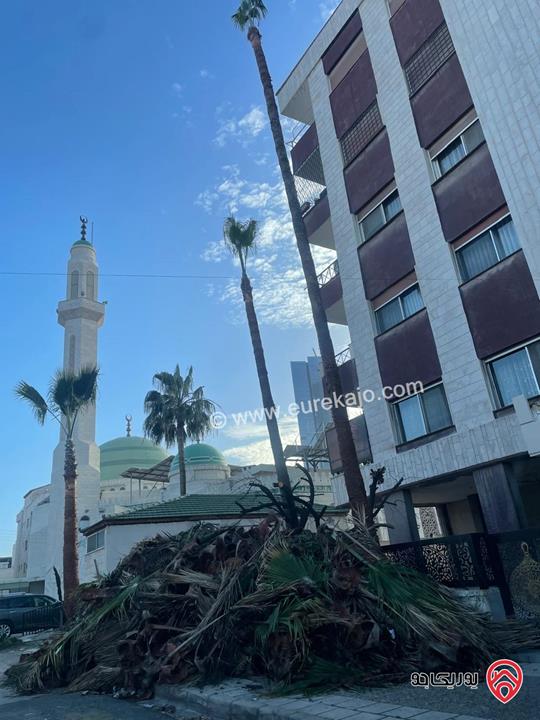 شقة طابق ثاني مساحة 160م للبيع في عمان - ام اذينة بالقرب من ابراج السادس 