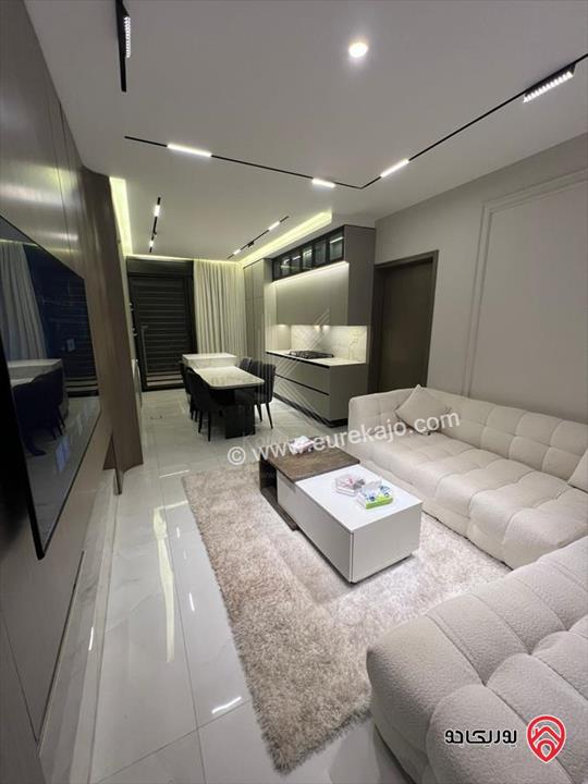 شقة فاخرة حديثة البناء مساحة 146م أرضية للبيع في عمان - البنيات