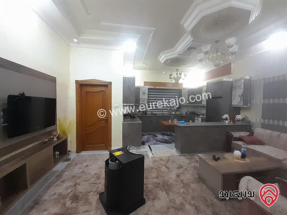 فيلا مكونة من طابقين على أرض 581م للبيع في عمان - طبربور ابو عليا