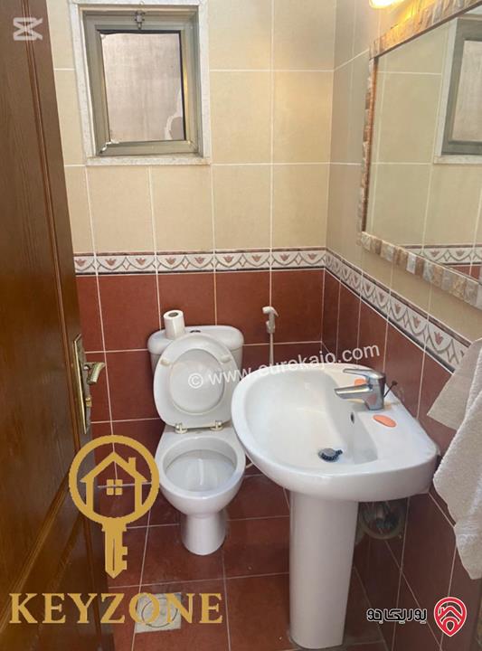 شقة مساحة 200م طابق ثاني للبيع في عمان - خلدا