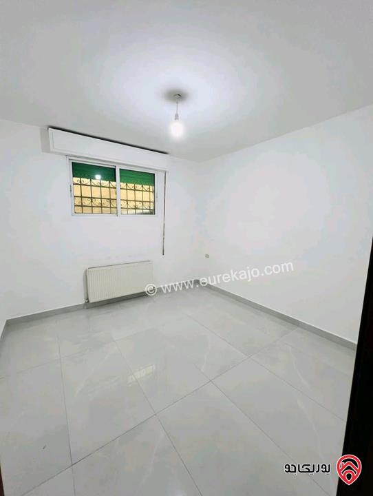 شقة مع استديو تسوية ثانية مساحة 129م للبيع في عمان - الجبيهة قرب إشارات المنهل 