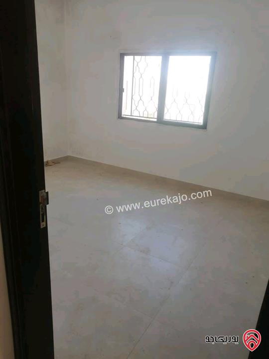 شقة أرضية مساحة 110م داخلي و 30م خارجي للإيجار في عمان - أول نزول ابو السوس