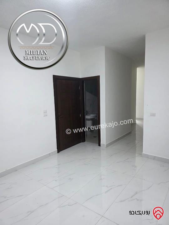 شقة ارضية فارغة للايجار في عمان - تلاع العلي مساحة 125م مع ترس 40م سوبر ديلوكس تصلح للعرسان بسعر مميز 