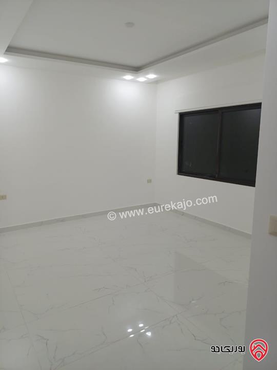 شقة مميزة سوبر ديلوكس طابق ثالث مع روف بناء جديد مساحة 196م للبيع في عمان - المقابلين