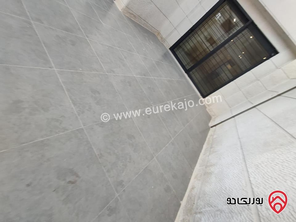  شقق جديدة مساحة 240م للبيع في عمان - حي الصحابة رجم عميش  