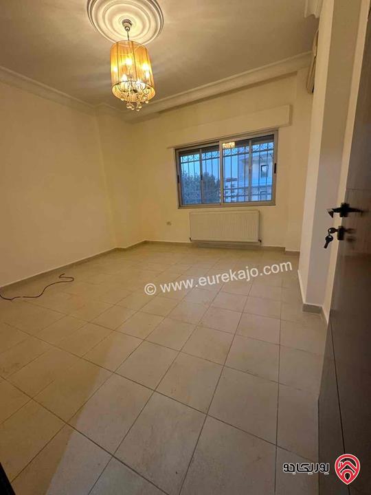 شقة طابق ثاني مساحة 150م للايجار في عمان - خلدا