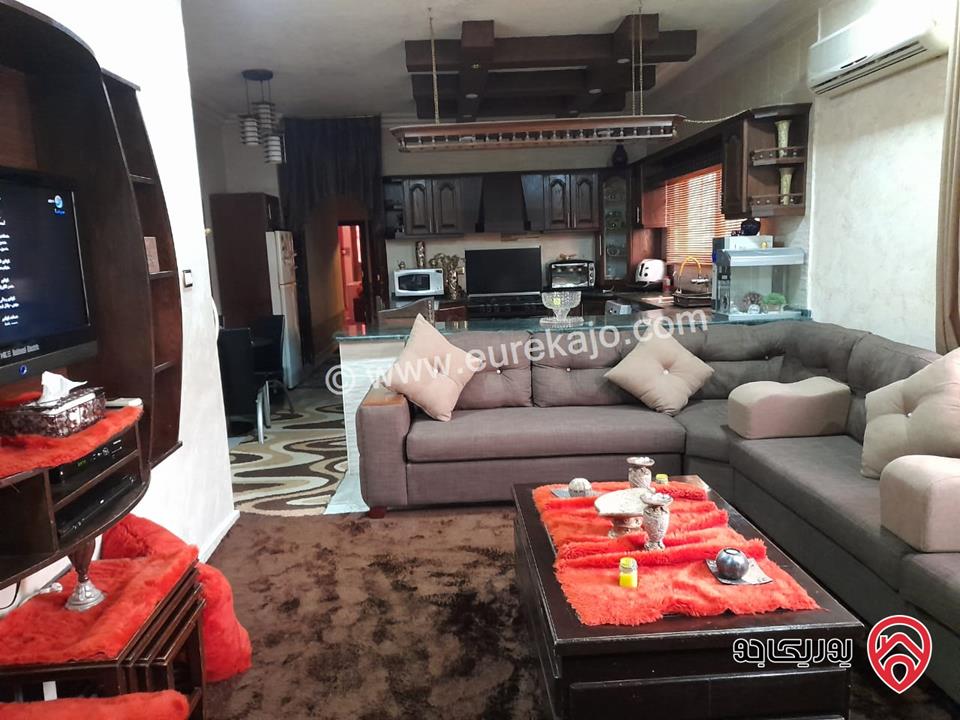 شقة ارضية طابقية 167م + حديقة 100م للبيع او للبدل مع دفع الفرق في الزرقاء - جبل طارق