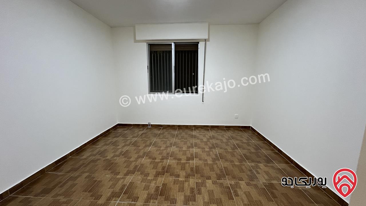 شقة مساحة 130م طابق أول للبيع في عمان - إسكان أبو نصير حارة 8