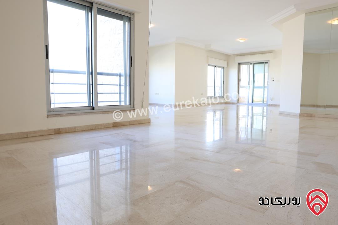 شقة فاخرة مساحة 380م للبيع في عمان - الصويفية