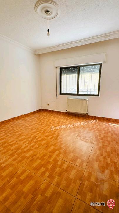 شقة فارغة طابق أرضي مساحة 170م للإيجار في عمان - ضاحية الرشيد 