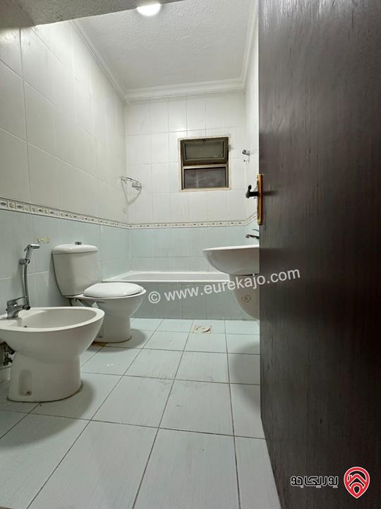 شقة طابق ثاني مساحة 191م للايجار في عمان - خلدا