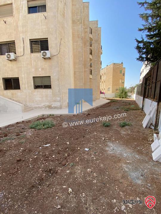 شقة أرضية (شبه فيلا) طابقية فاخرة للبيع في عمان - الرابية قرب الكالوتي 425م مع حديقة وترسات 500م