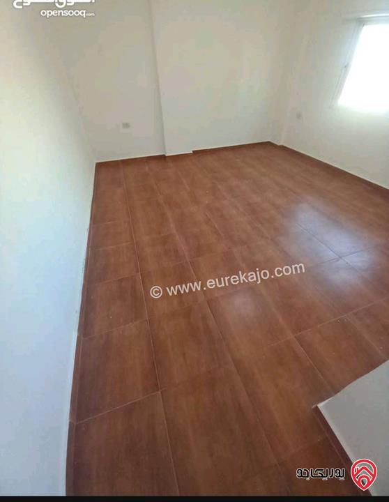 شقة طابق أول مساحة 160م للبيع في الزرقاء - البتراوي