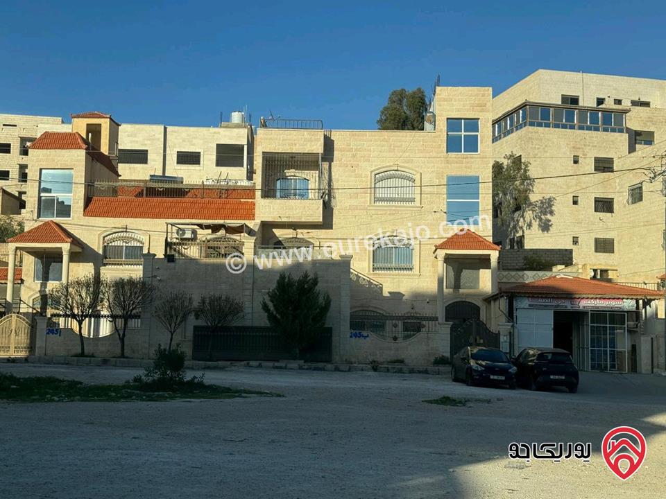 بيت دوبلكس مساحة 380م على أرض 500م للبيع في عمان - طبربور