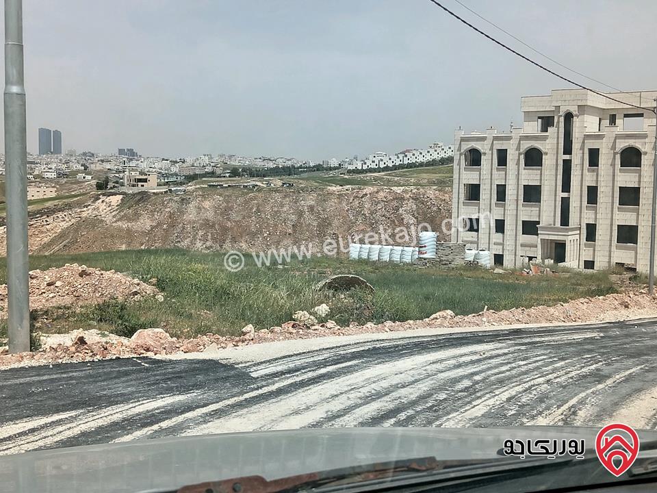 قطعة أرض مميزة مساحة 1034م للبيع في عمان - مرج الحمام تصلح لفيلا أو إسكان 