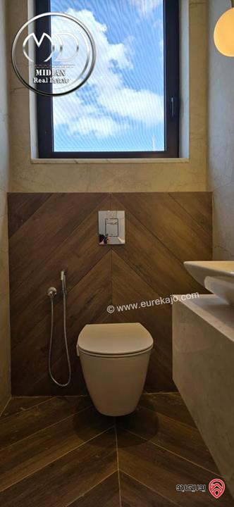 رووف طابقي فارغ للايجار في عمان - أجمل مواقع ام السماق مساحة 500م مع تراسات تشطيبات ديكورات عصرية فاخرة اطلالة رائعة