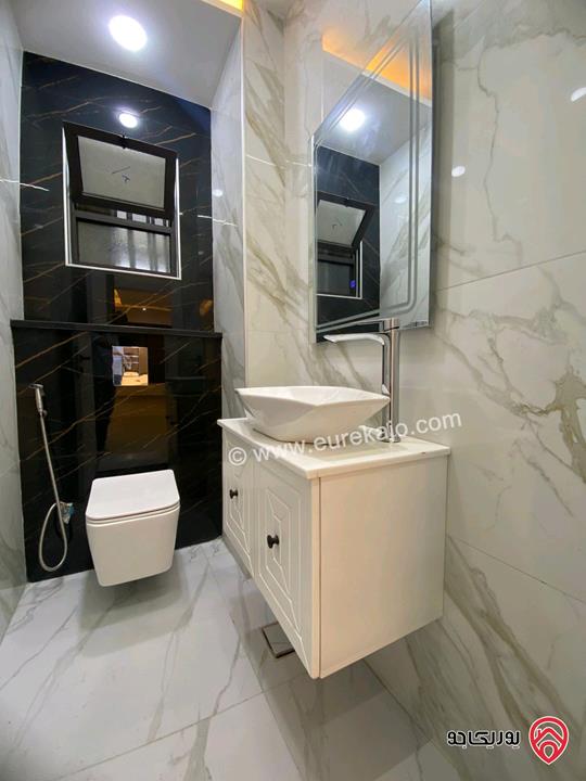 شقة أرضية مساحة 165م داخلي و 20م خارجي للايجار في عمان - طريق المطار