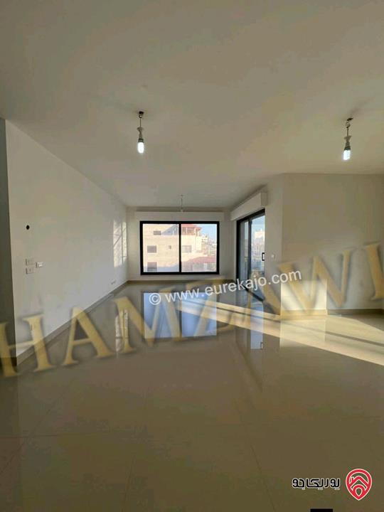 شقة طابق ثاني جديدة لم تسكن مساحة 175م للايجار في عمان - طريق المطار 