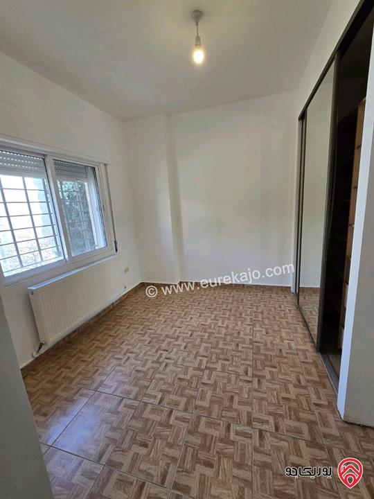 شقة مساحة 130م طابق اول للبيع في عمان - خلدا 