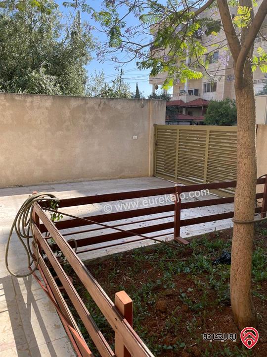 فيلا دوبلكس مساحة الأرض 650م ومساحة البناء 375م للايجار في اربد - الحصن