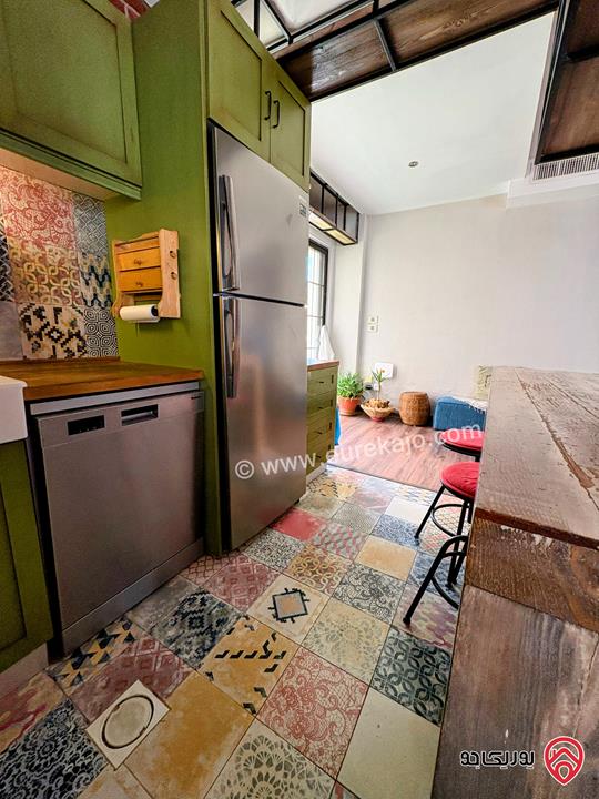 Furnished apartment 120 sqm with terrace 70 sqm For rent in Amman - Um Uthayna