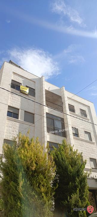 شقة مميزة طابق ثالث مساحة 160م للبيع في عمان - البيادر