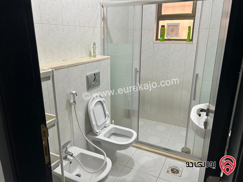 شقة ارضية مساحة 196م داخلي و 70م خارجي للبيع في عمان - ضاحية الامير راشد