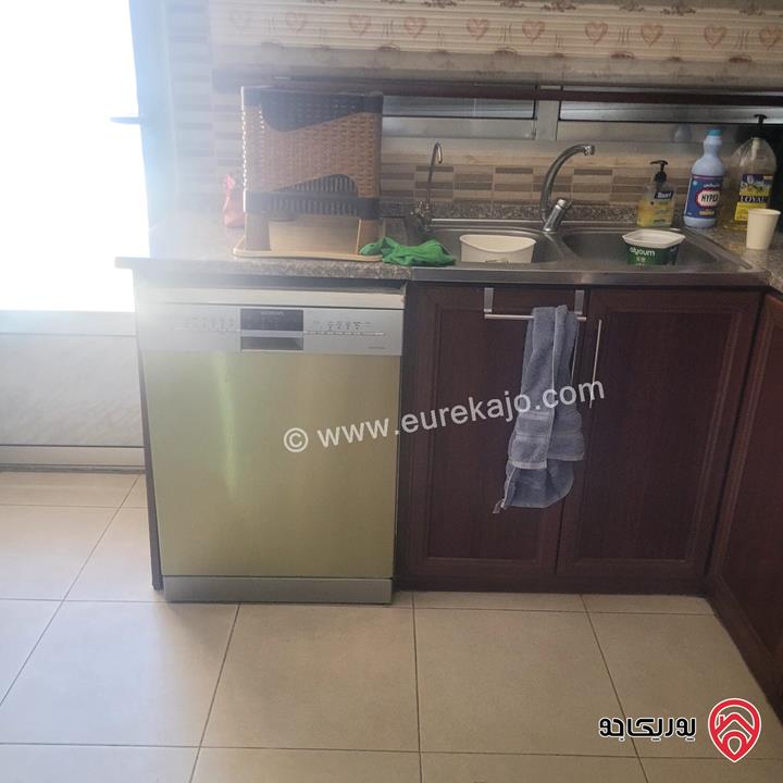 شقة مفروشة طابق اول مساحة 135م للايجار في عمان - ضاحية الأقصى