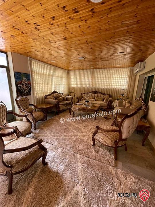 شقة أرضية مميزة على مستوى الشارع مساحة 250م داخلي و 110م خارجي للبيع في عمان - خلدا