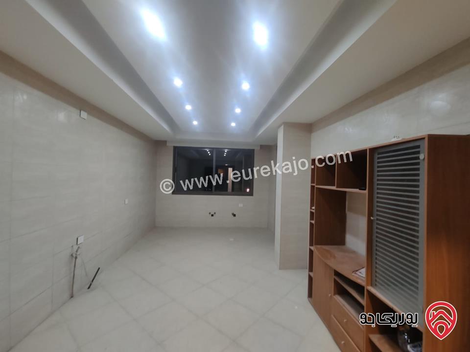 شقق مساحة 250م للبيع في عمان - ام اذينة 